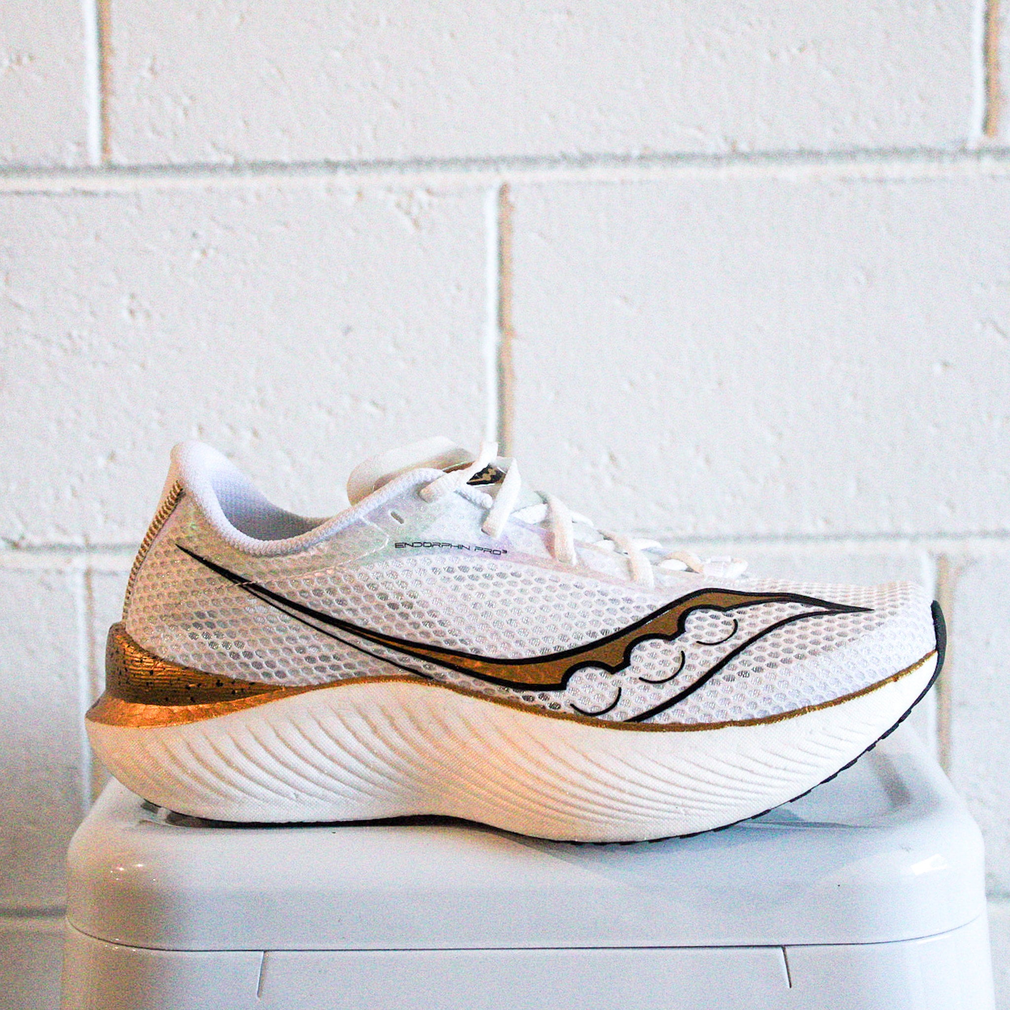 Men's saucony sneakers on sale store